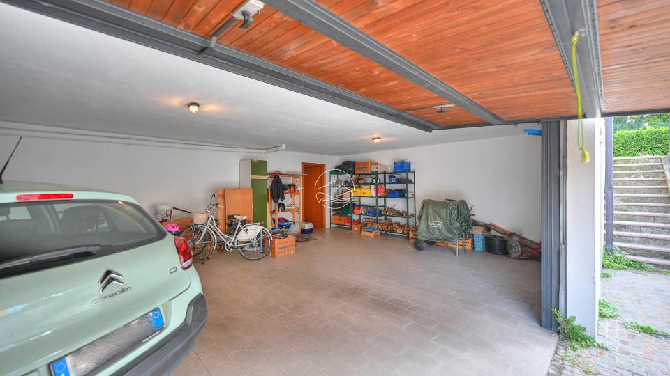 Single villa in Toscolano Maderno