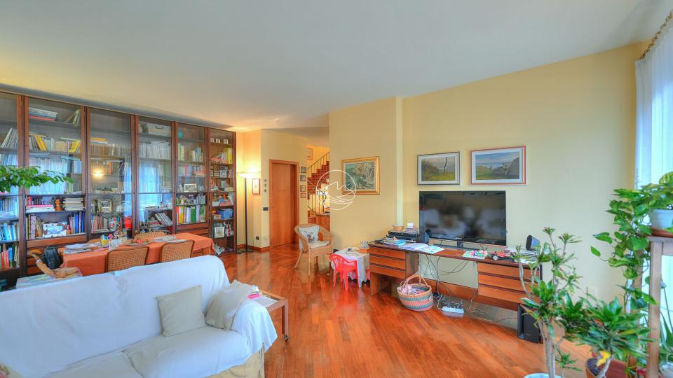 Single villa in Toscolano Maderno