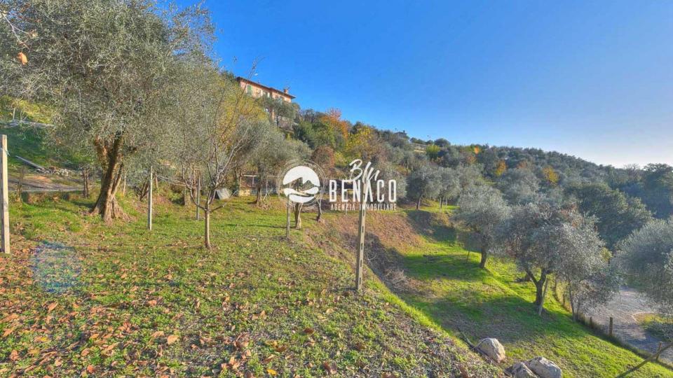 Building land in Toscolano Maderno