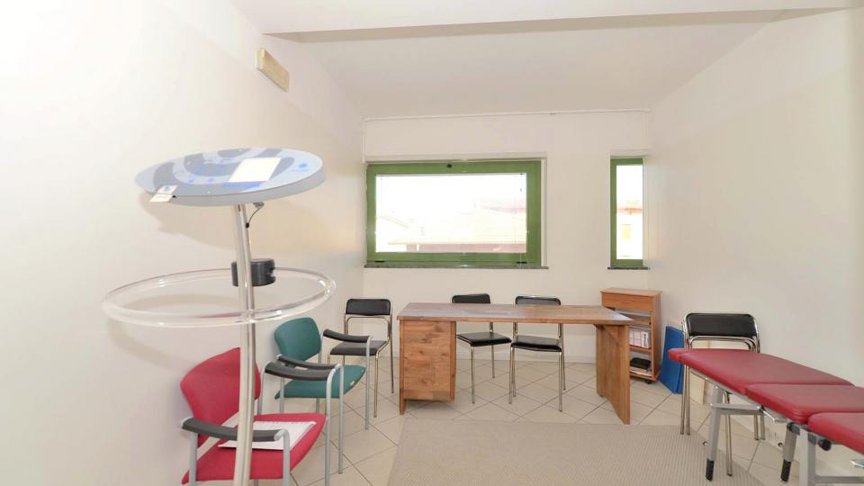 Office on sale in Toscolano Maderno