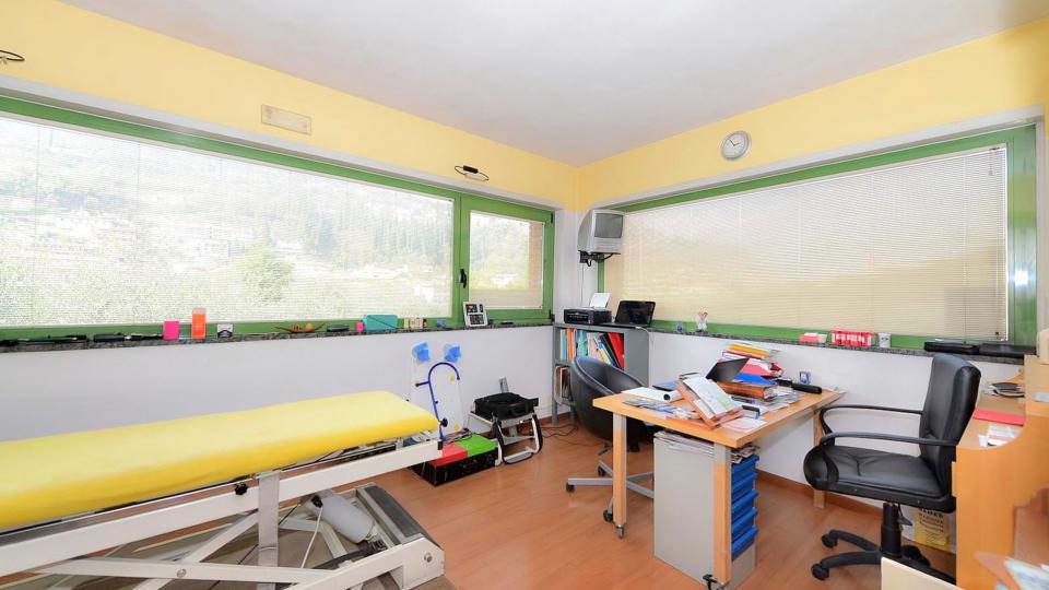 Büro zum Verkauf in Toscolano Maderno