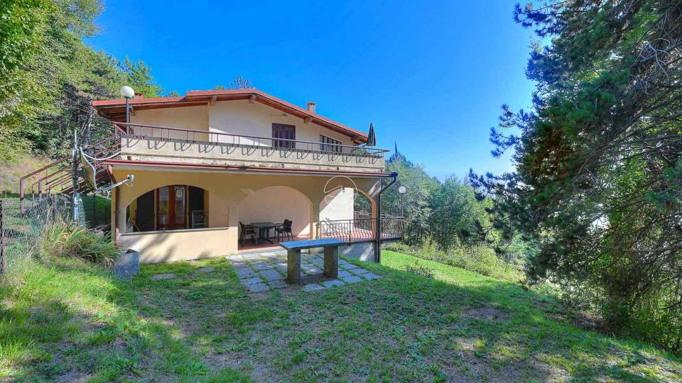 Villa with wonderful lake view in Tignale