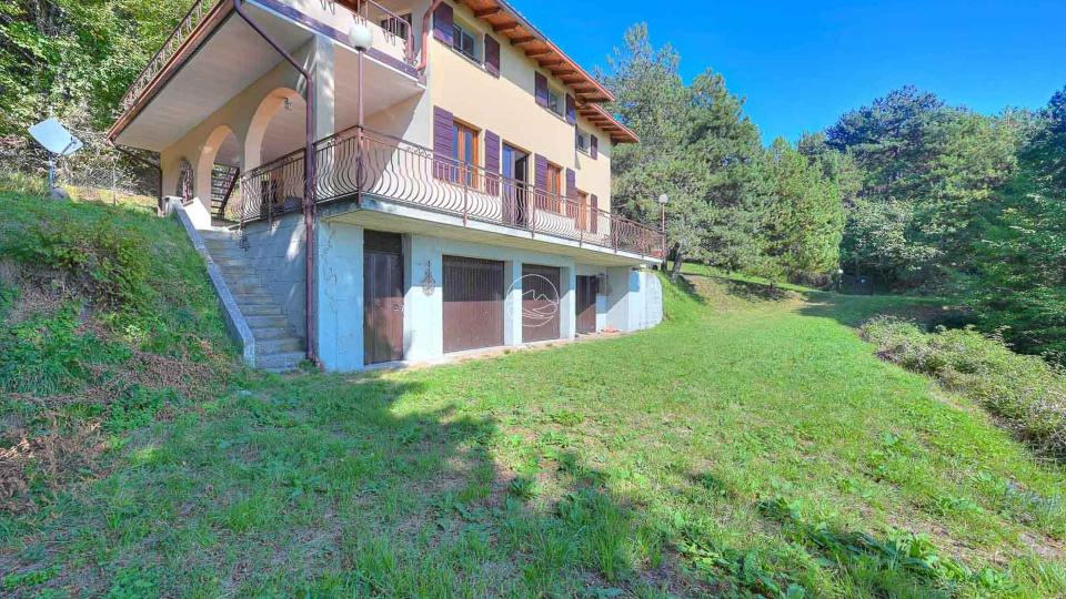 Villa with wonderful lake view in Tignale