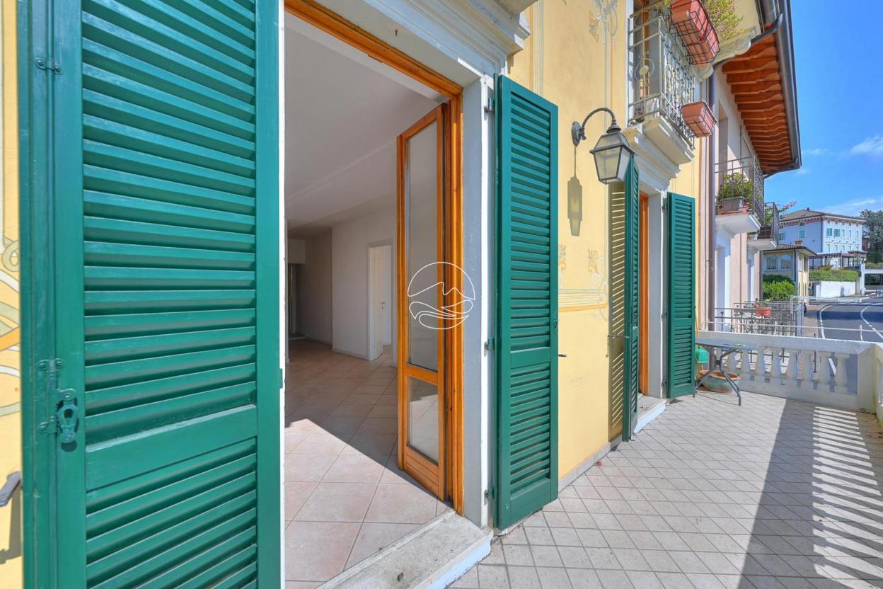 Two-room apartment in Gardone Riviera