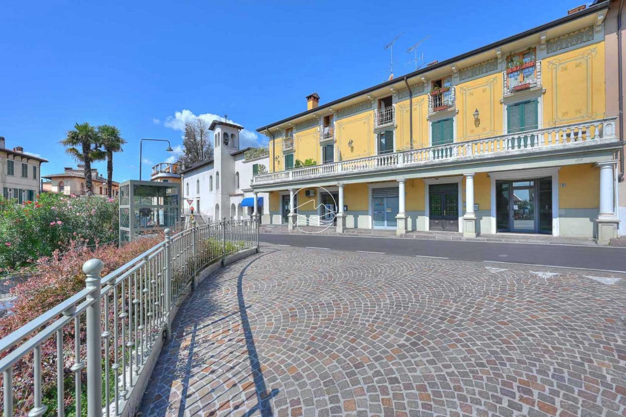 Two-room apartment in Gardone Riviera