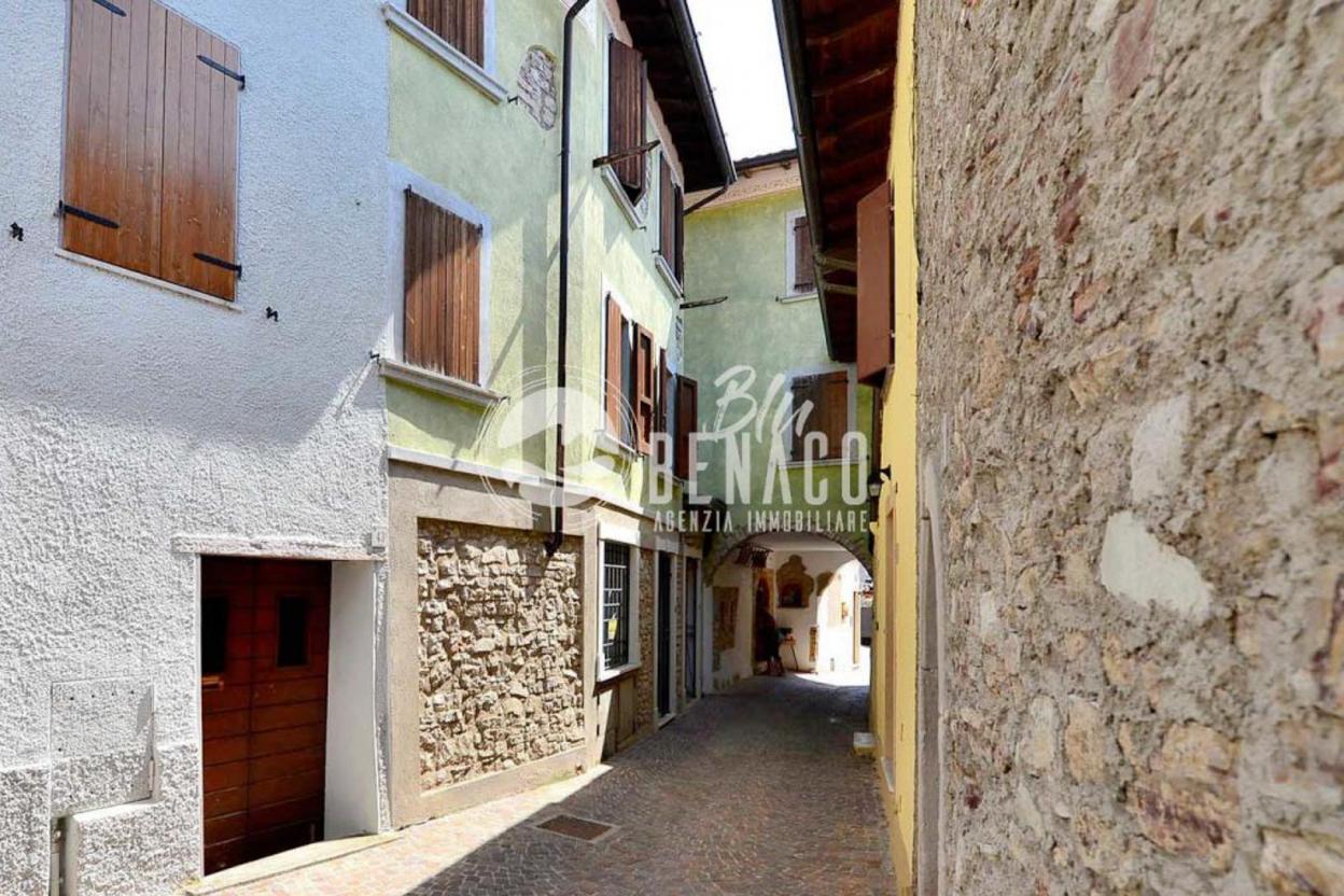 Apartment in Liano- hamlet of Gargnano