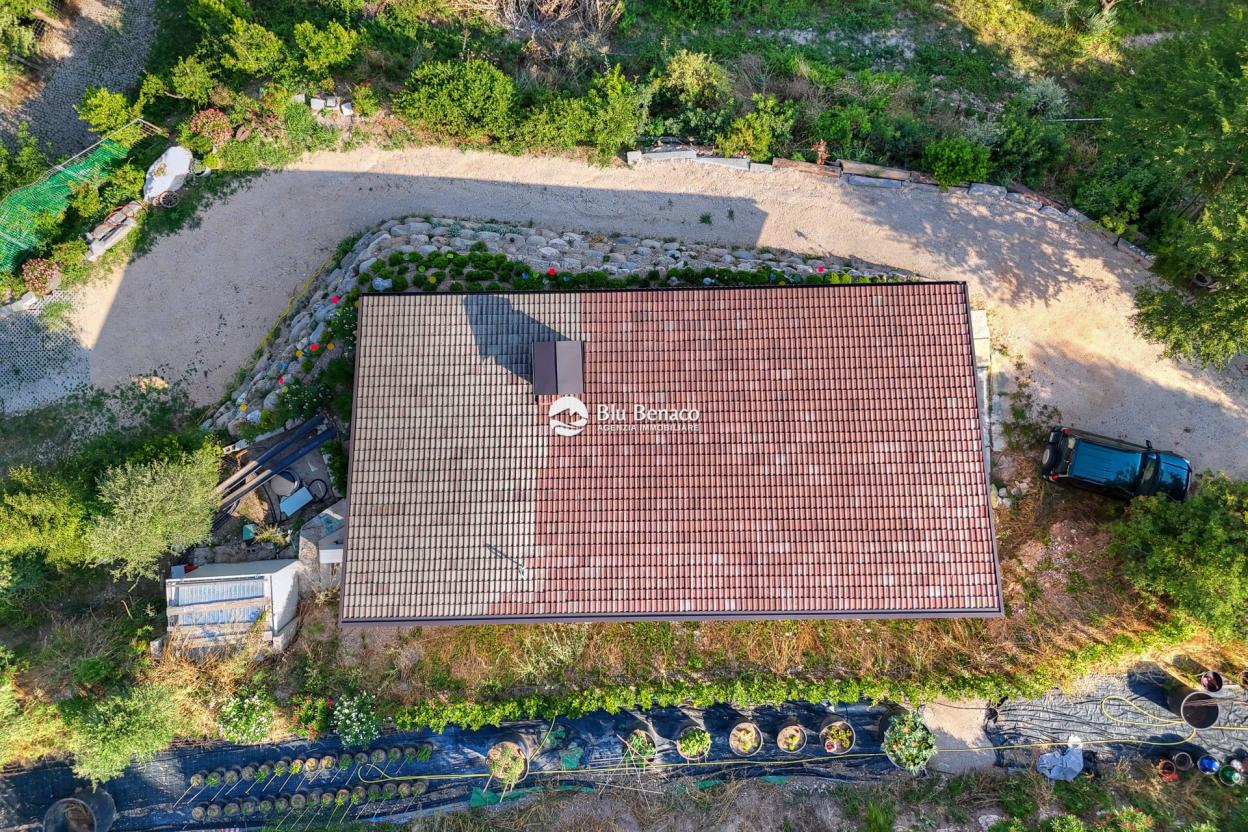 Unmissable property for sale in Toscolano