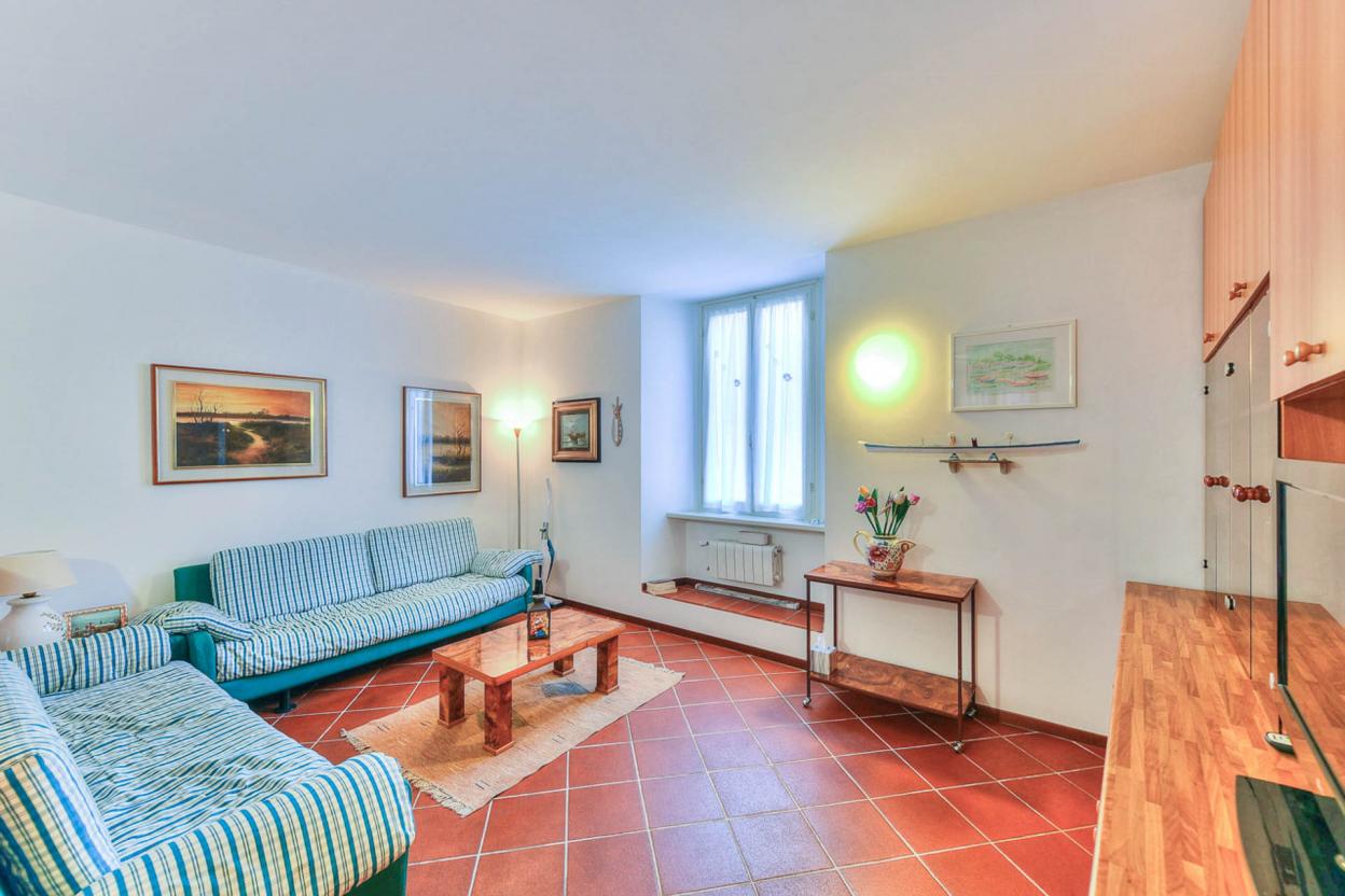 Two-room apartment in historic center of Gargnano