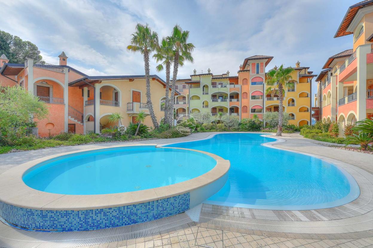 Apartment few meter from Lake Garda