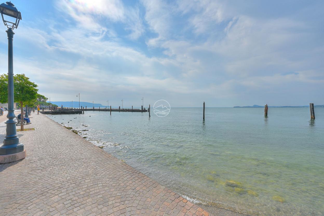 Apartment few meter from Lake Garda