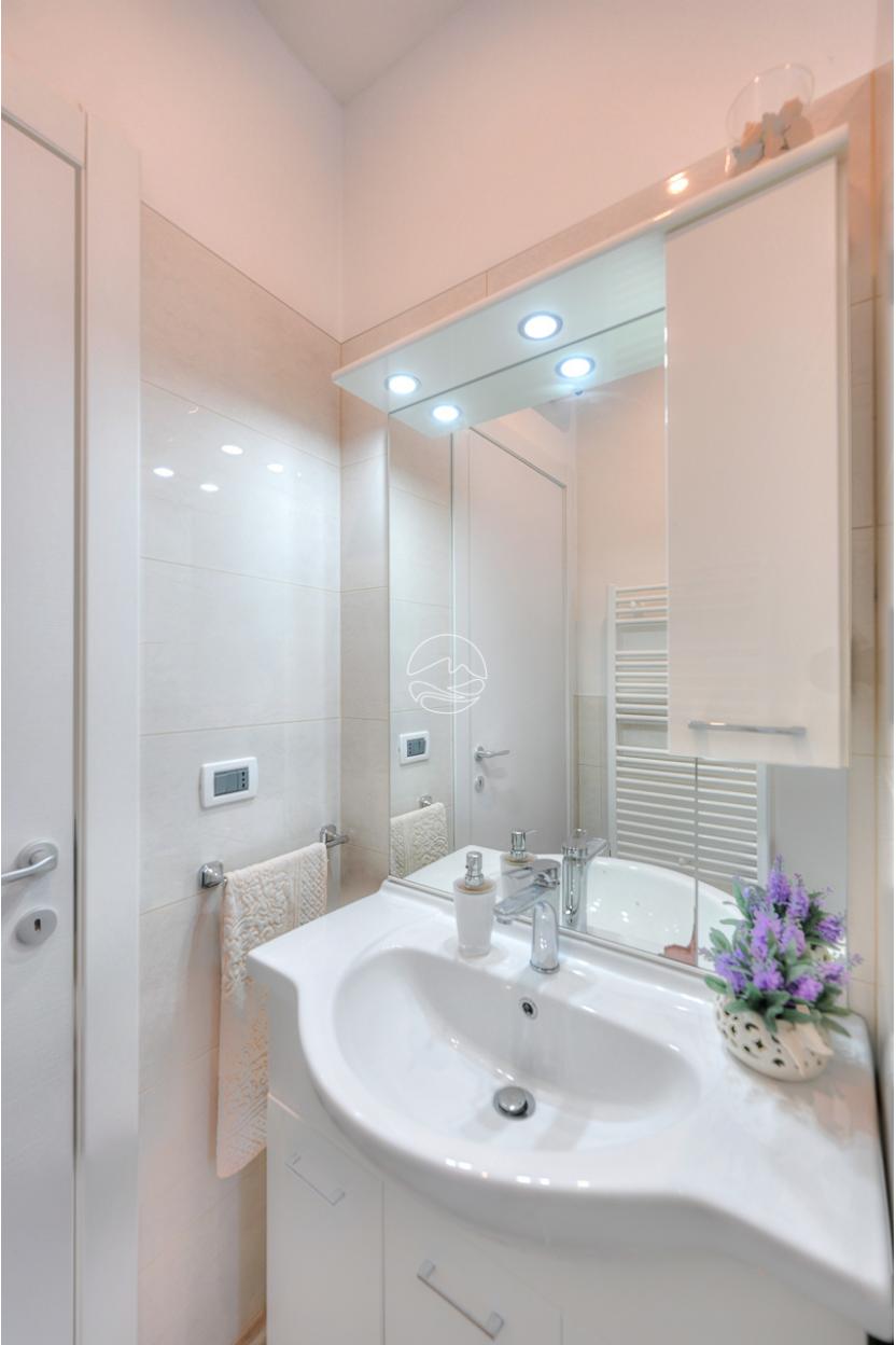 Apartment in the center of Toscolano Maderno
