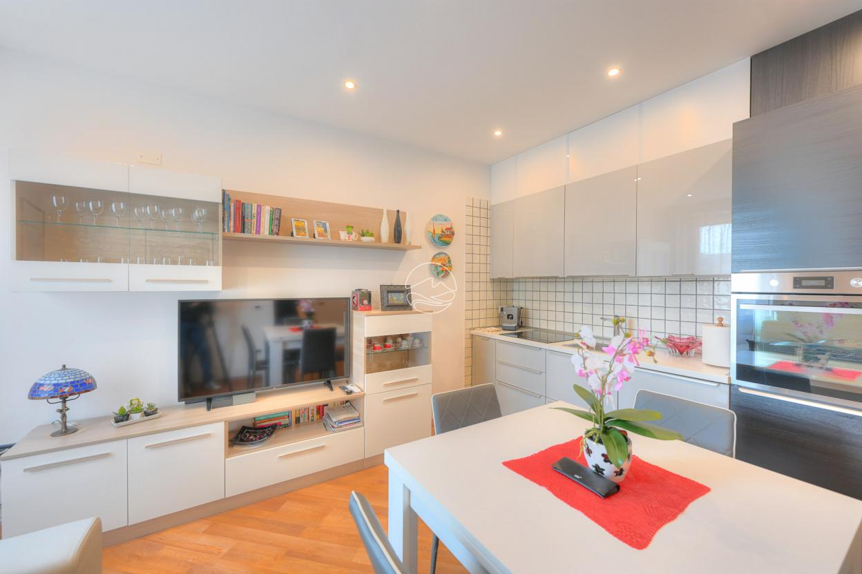 Apartment in the center of Toscolano Maderno