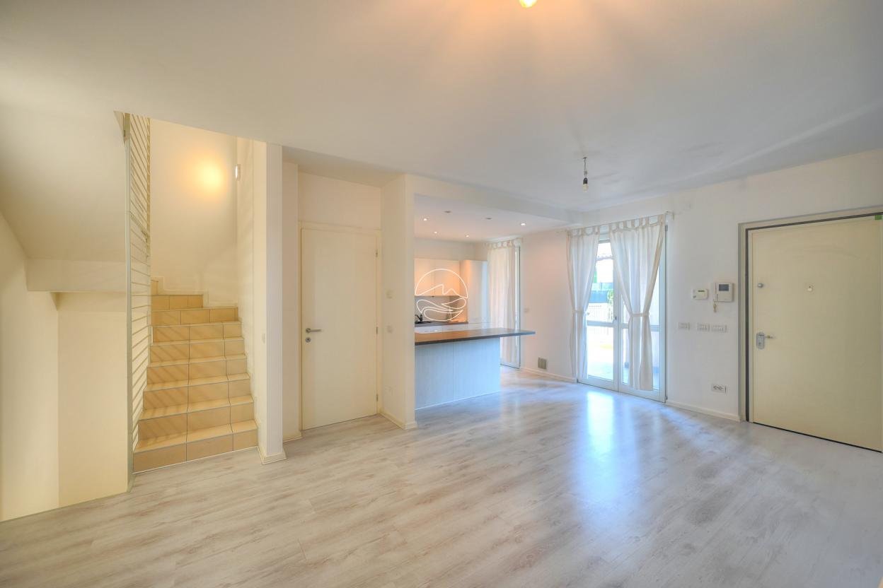 New apartment in the central area of Maderno