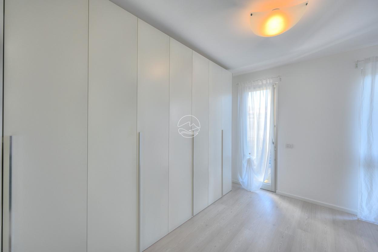 New apartment in the central area of Maderno