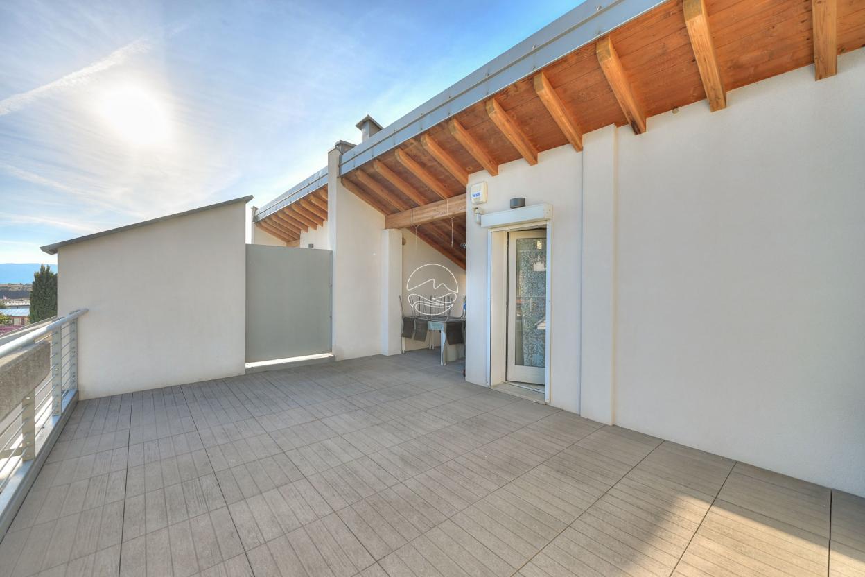 New apartment in the central area of Maderno