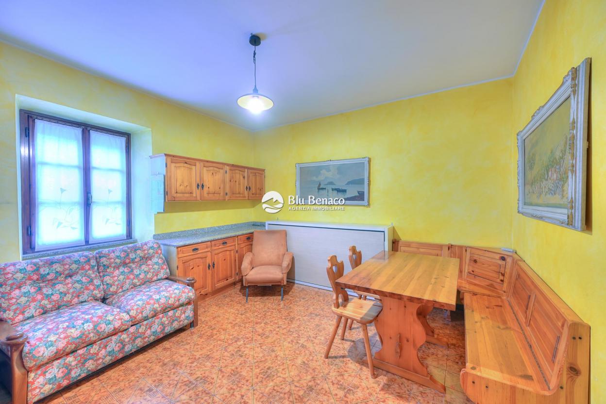Two-room apartment for sale in Toscolano