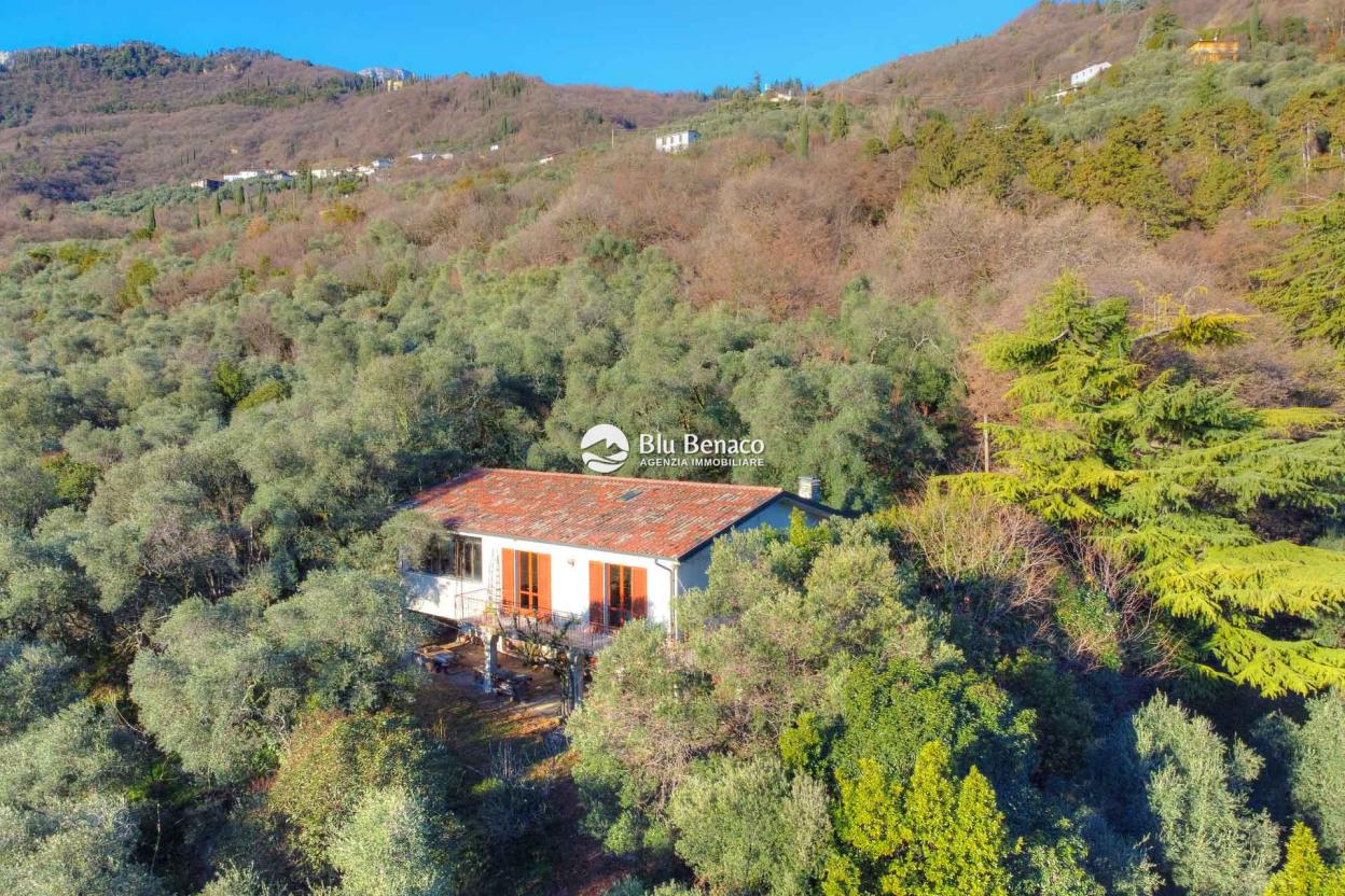Villa in Gargnano zu verkaufen