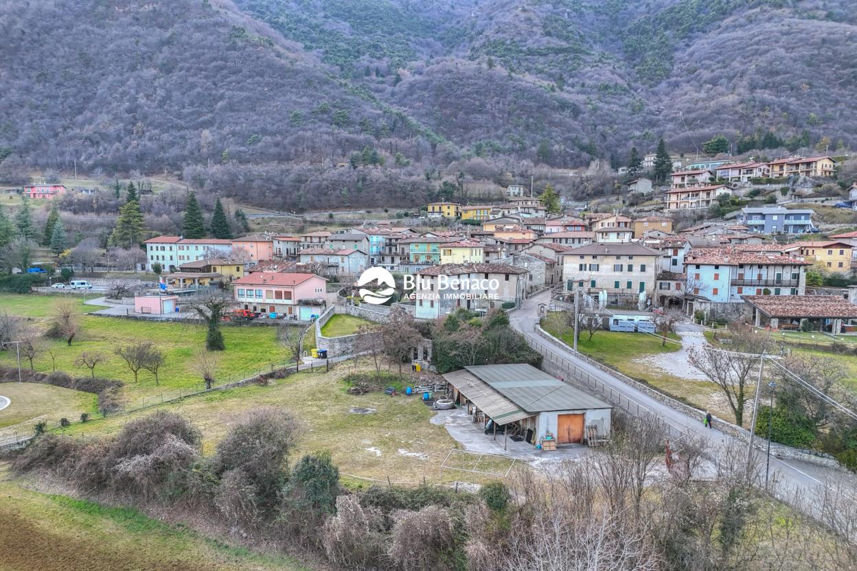 terreno edificabile con magazzino, in vendita Tignale 