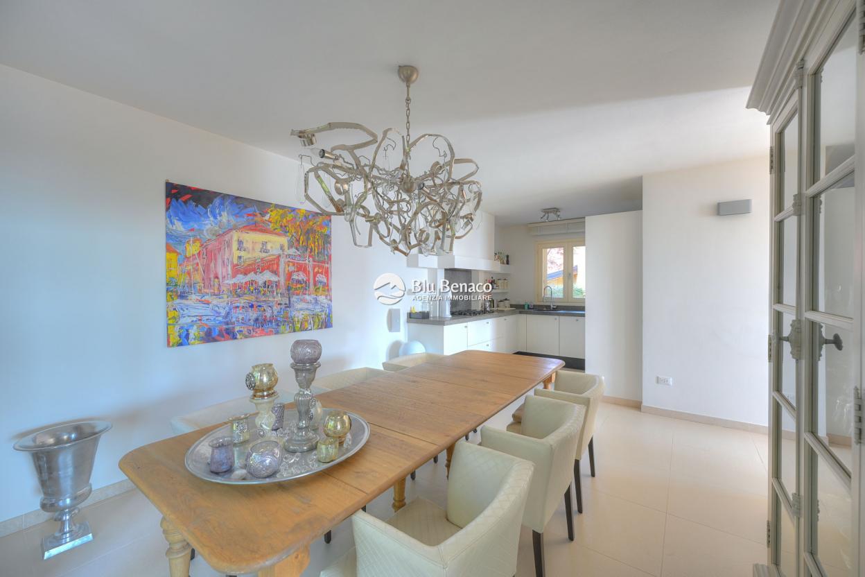 Wonderful semi-detached Villetta for sale