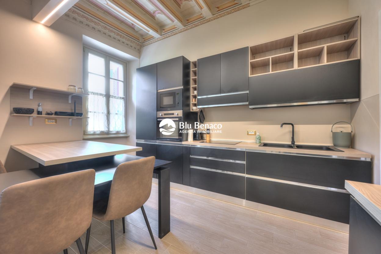 Bilocale storico in vendita a Toscolano