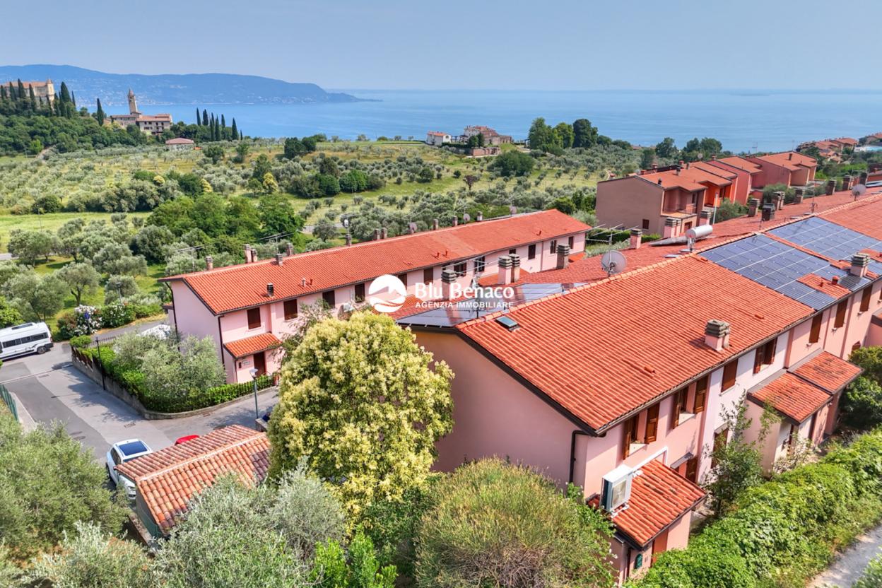 Villetta di testa in vendita a Gaino