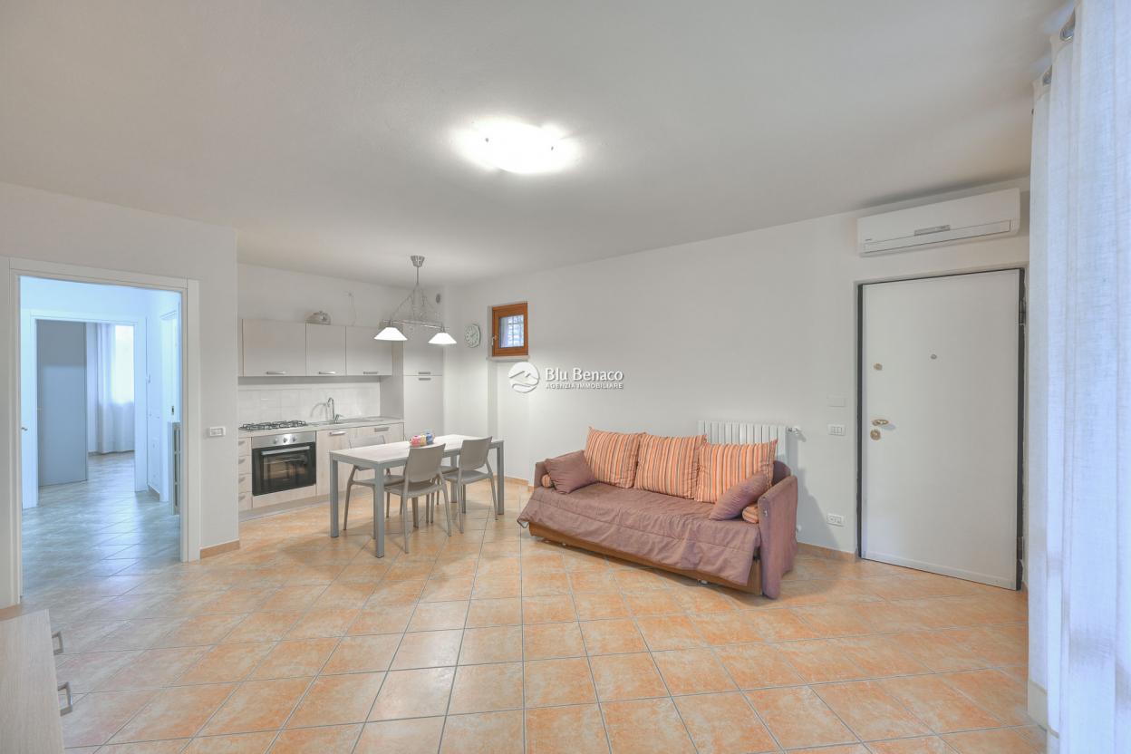 Three-room apartment for sale in Maderno