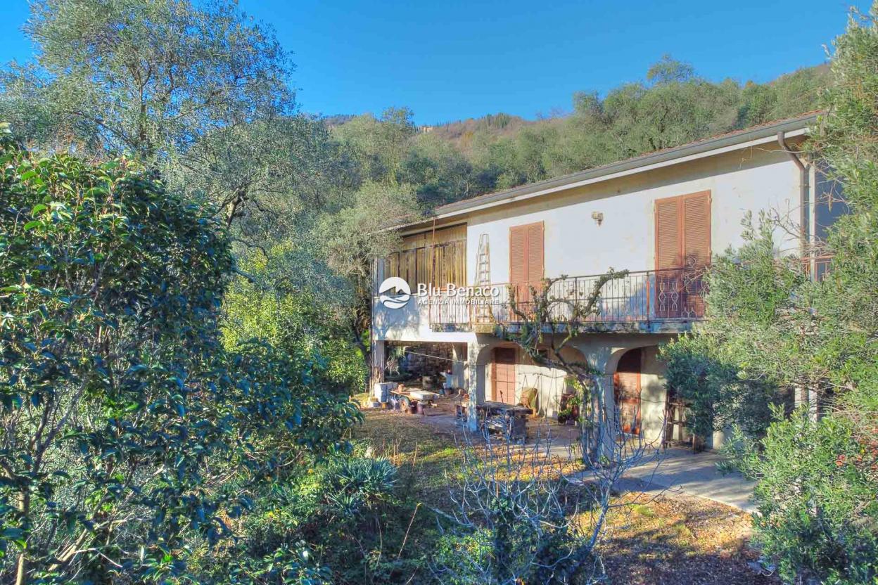 Villa in Gargnano zu verkaufen