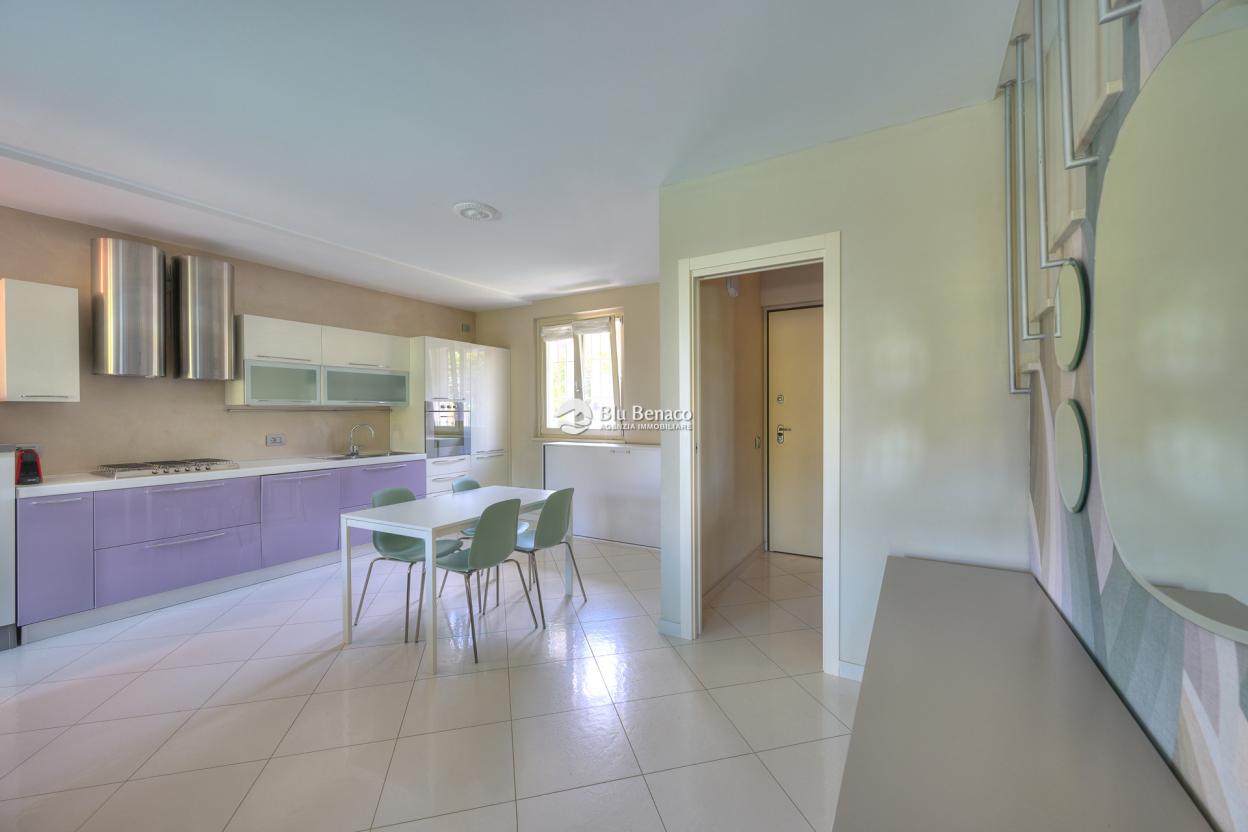 Villa zu verkaufen in Polpenazze del Garda