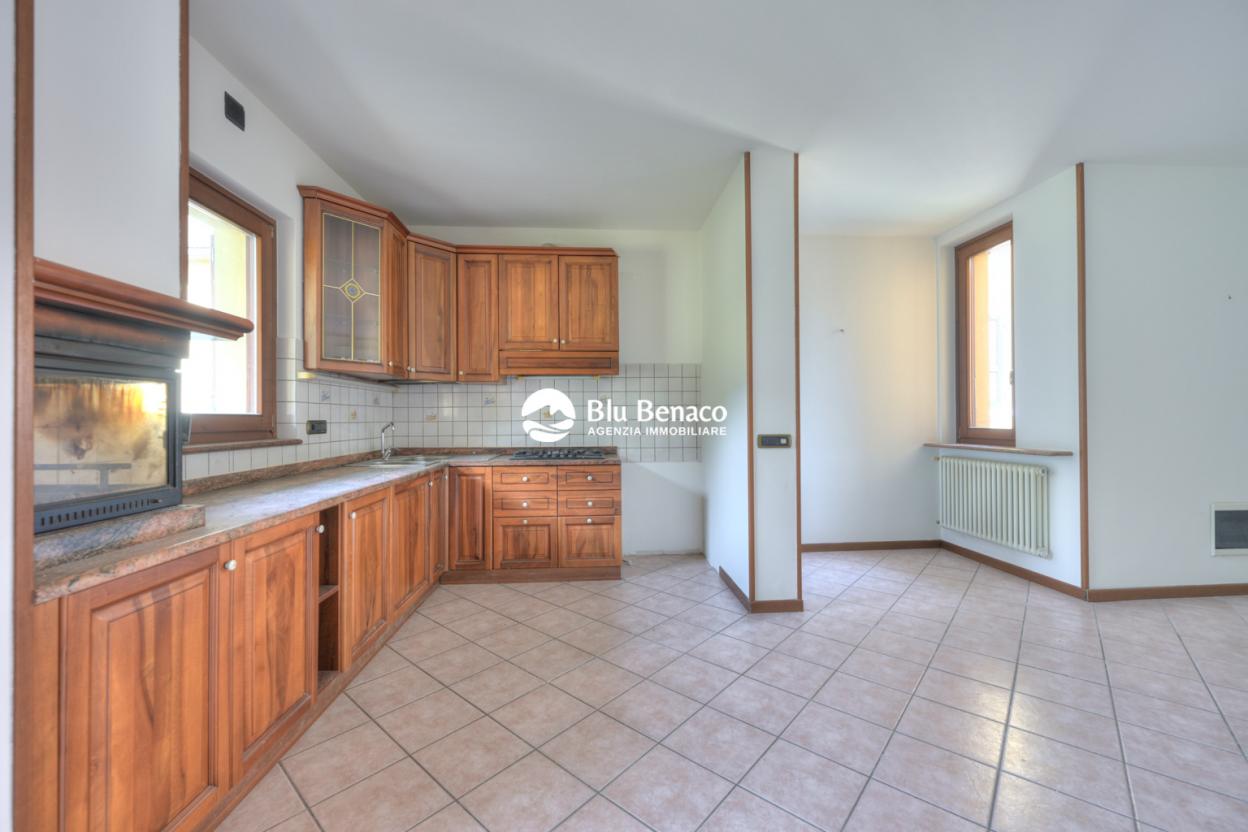 villa indipendente, in vendita roè volciano