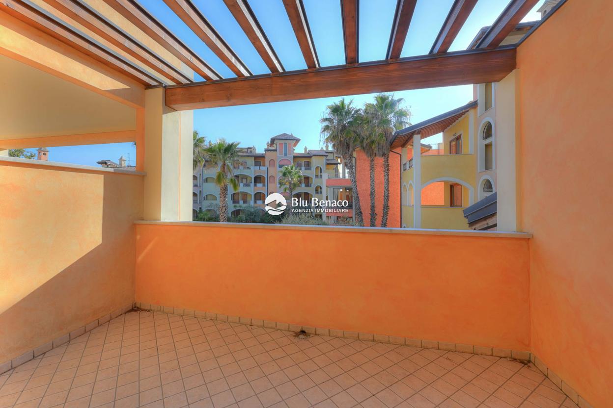 Unmissable three-room apartment for sale in Maderno