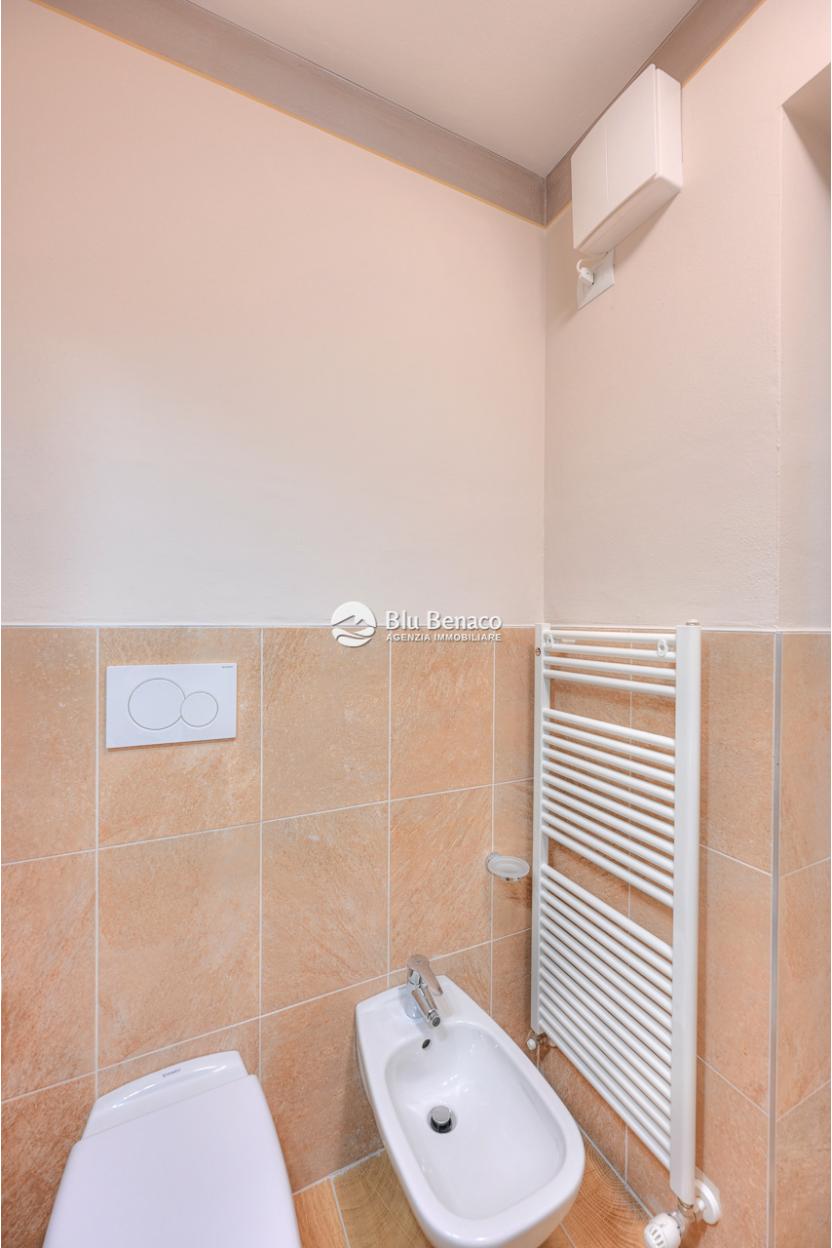 Three-room apartment for sale in Maderno