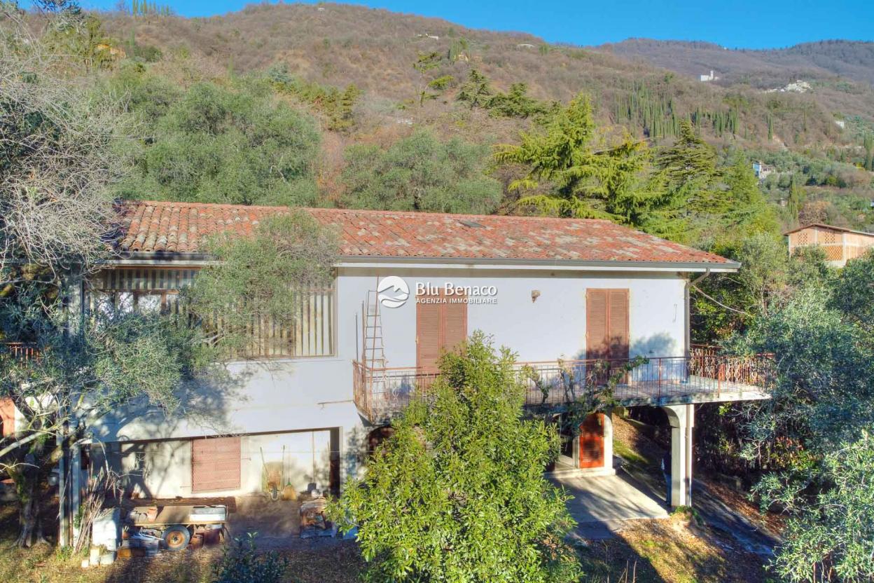 Villa in Gargnano zu verkaufen