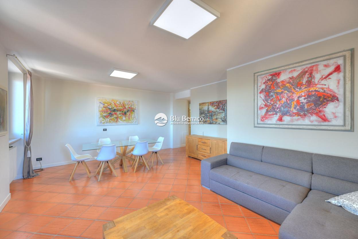 Penthouse for sale with stunning lake view in Salò