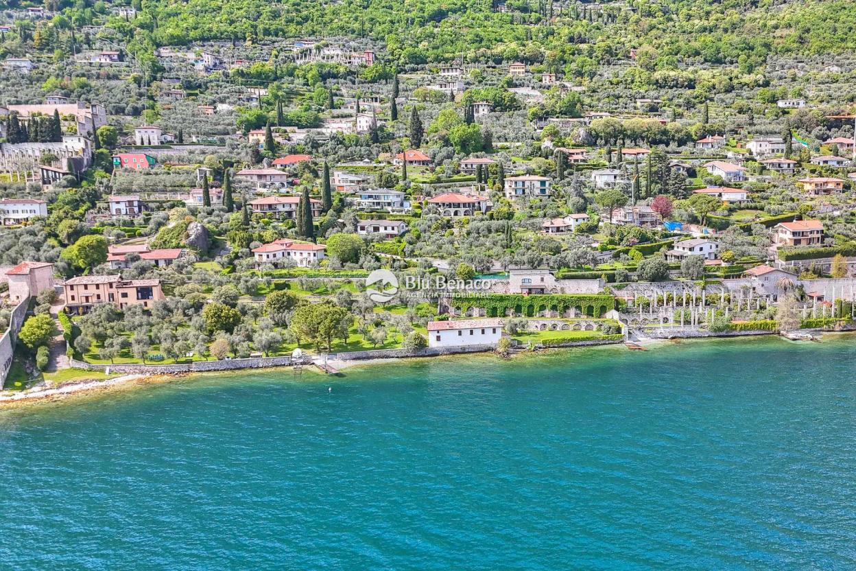 Außergewöhnliche Villa zu verkaufen in Gargnano