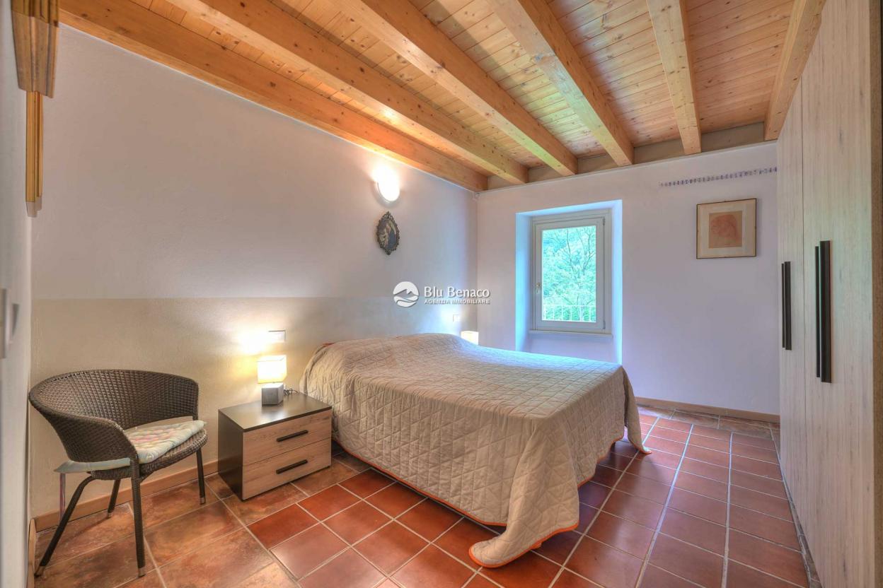 Property for sale in Camerate