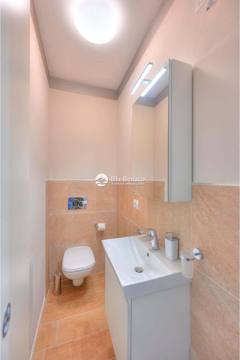 Three-room apartment for sale in Maderno