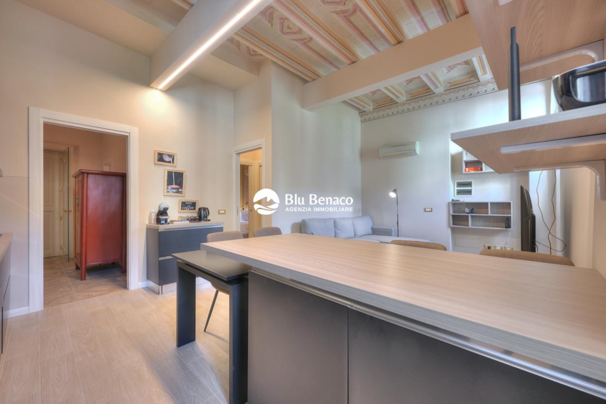 Bilocale storico in vendita a Toscolano