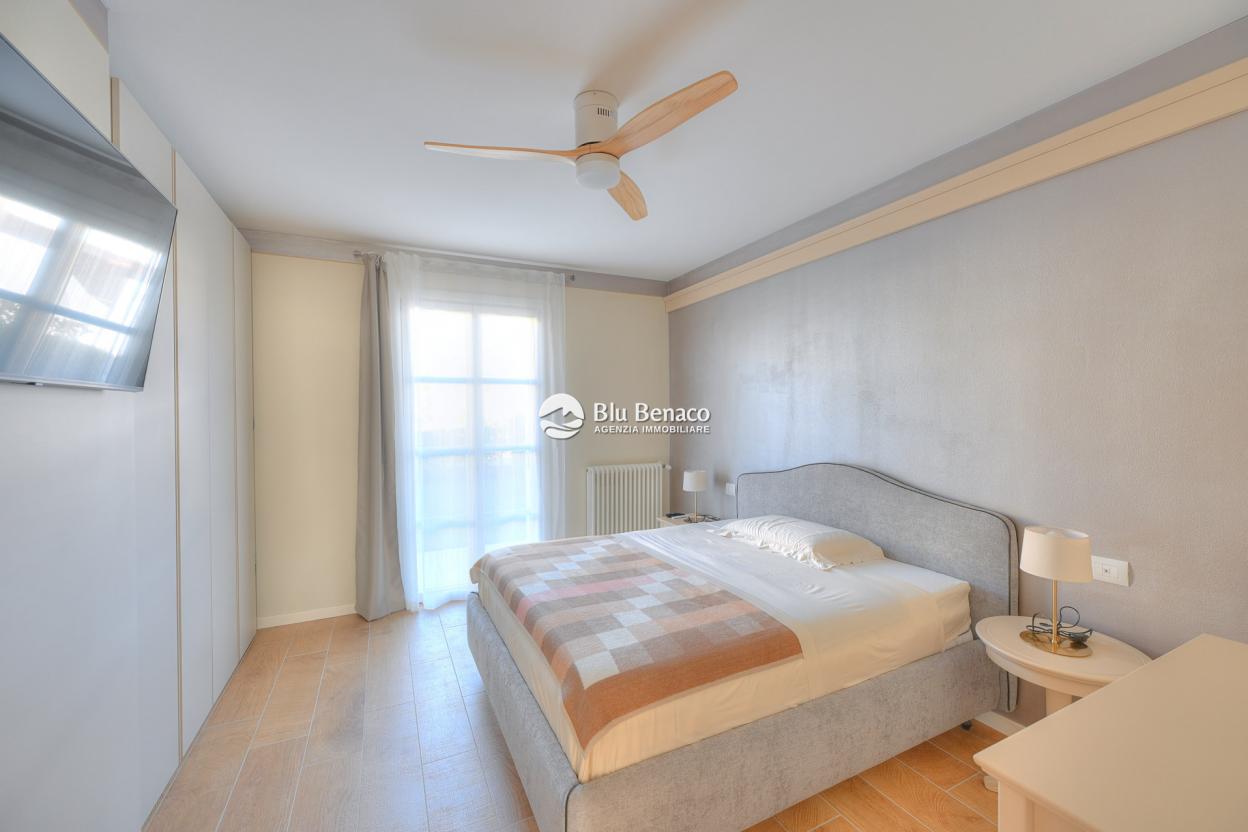 Three-room apartment for sale in Maderno