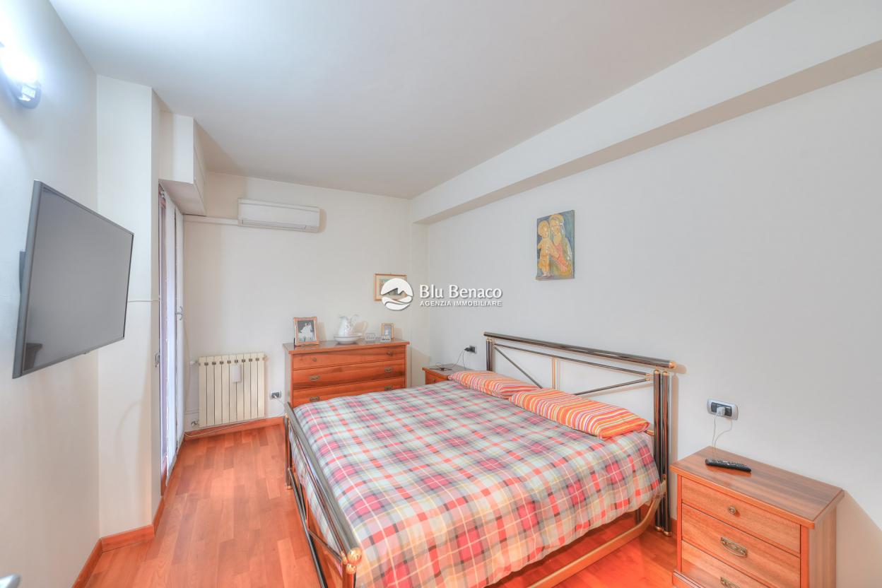 Lovely four-room apartment for sale in Toscolano 