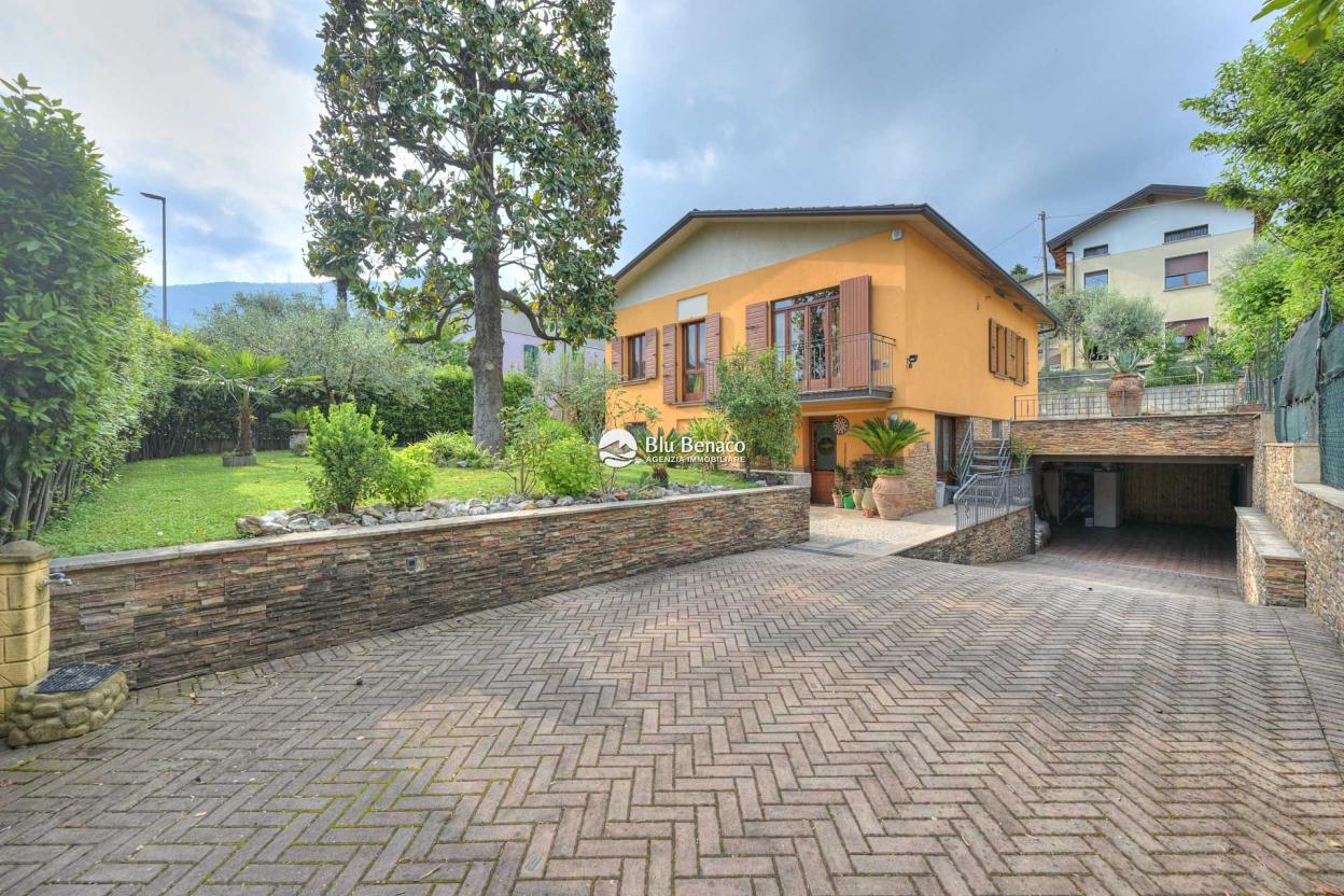 Villa singola in vendita a Roè Volciano 