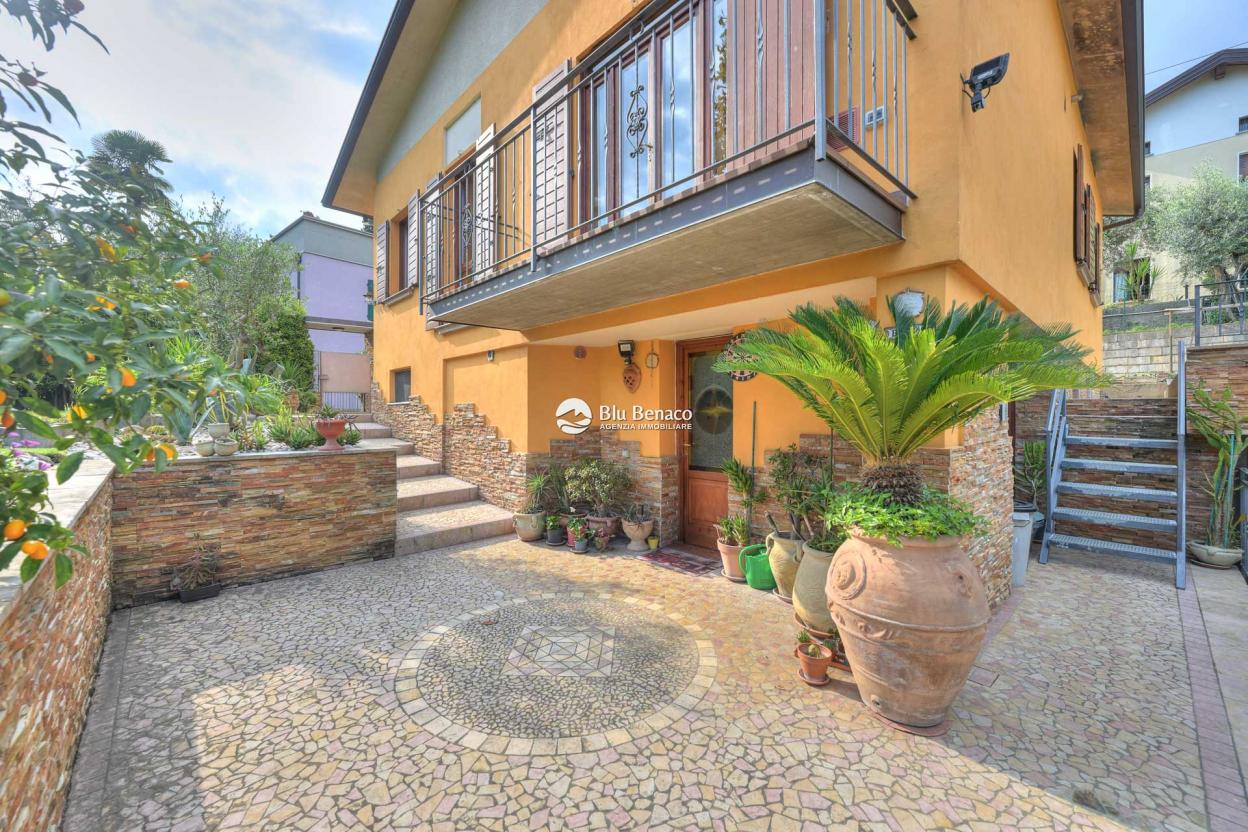 Villa singola in vendita a Roè Volciano 