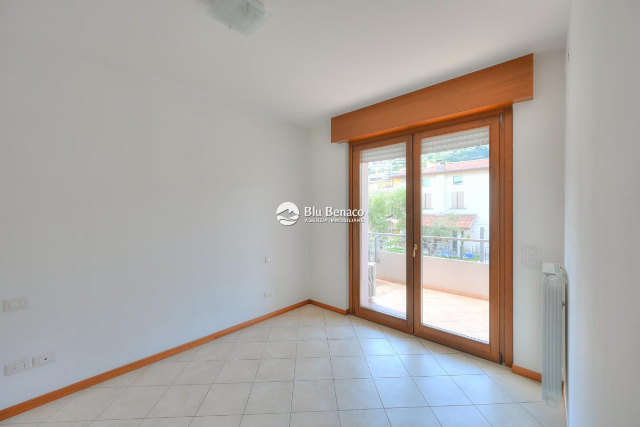 Three-room apartment for sale in Toscolano