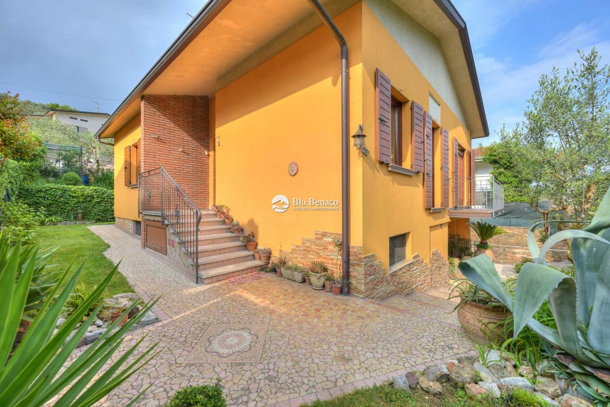Villa singola in vendita a Roè Volciano 
