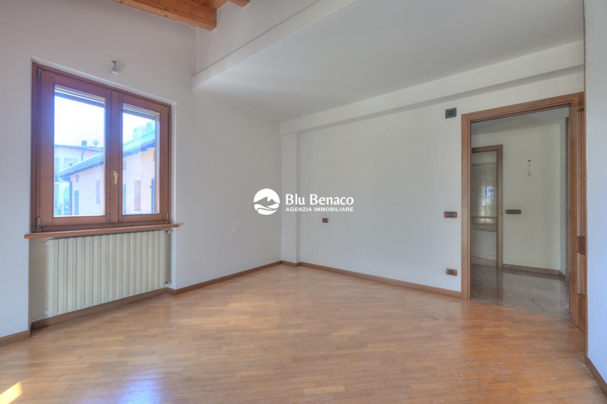 villa indipendente, in vendita roè volciano