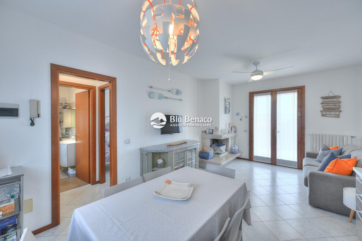 Two-room apartment for sale in Toscolano