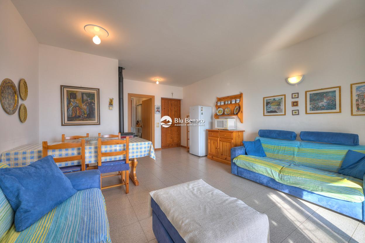 Lake-view apartment for sale in Tignale Lake-view apartment for sale in Tignale