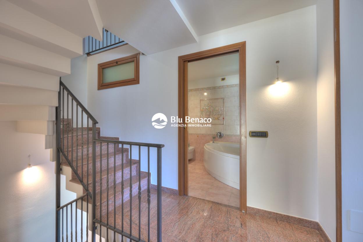 villa indipendente, in vendita roè volciano