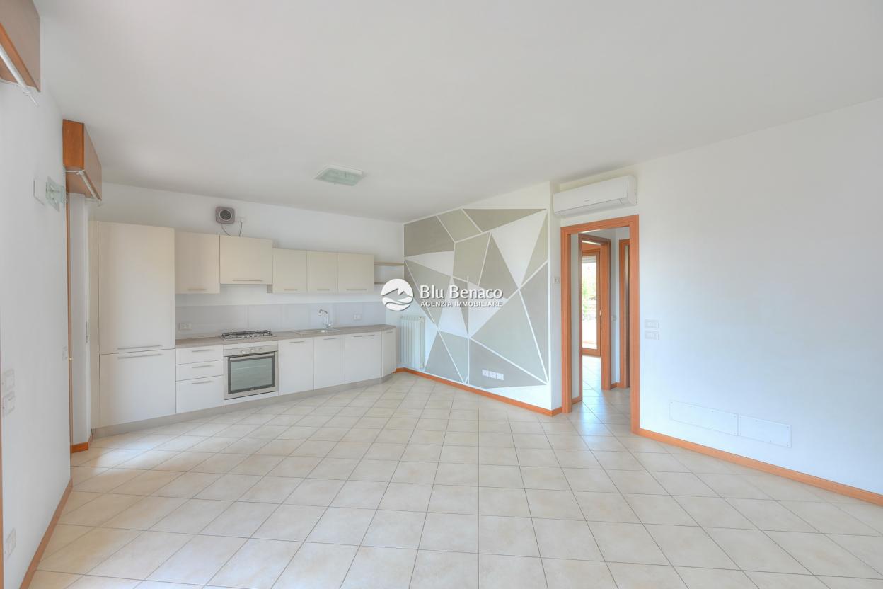 Three-room apartment for sale in Toscolano