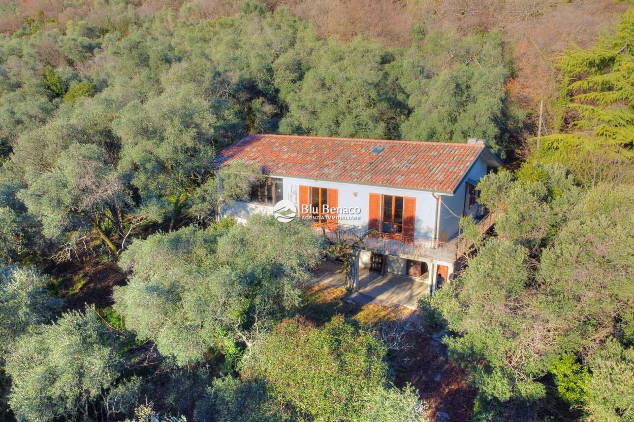 Villa in Gargnano zu verkaufen