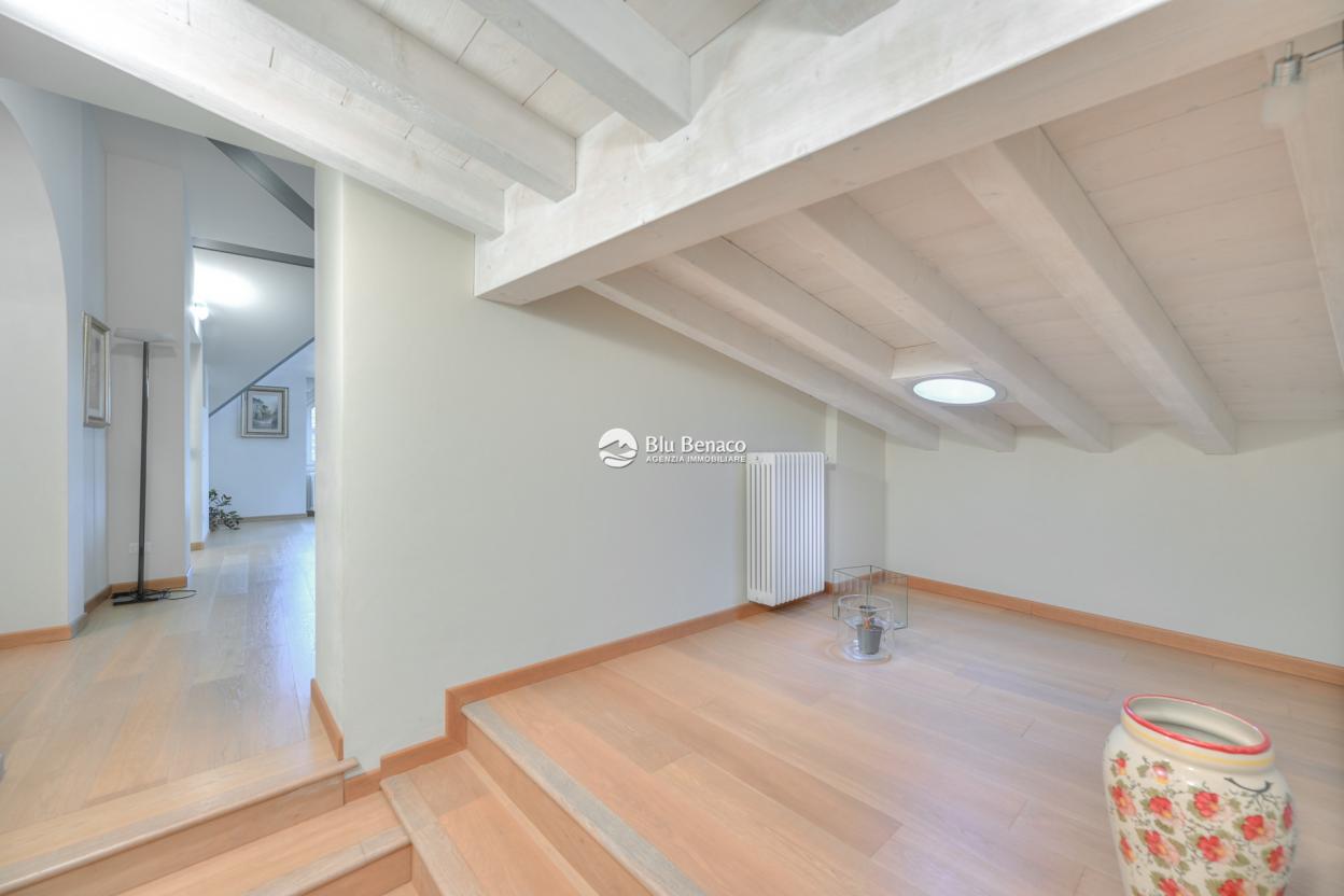 Penthouse zu verkaufen in Maderno